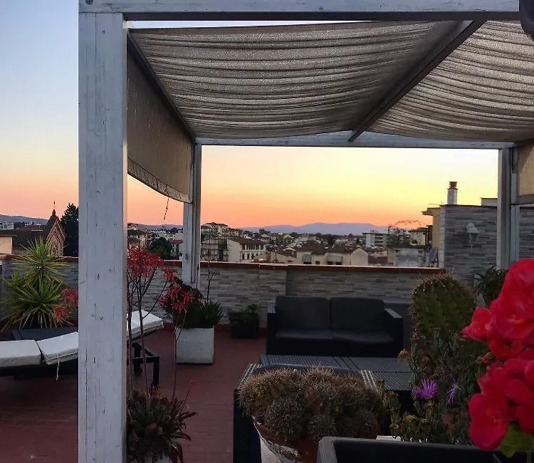 Panoramic Luxury Little Penthouse Apartment Florence