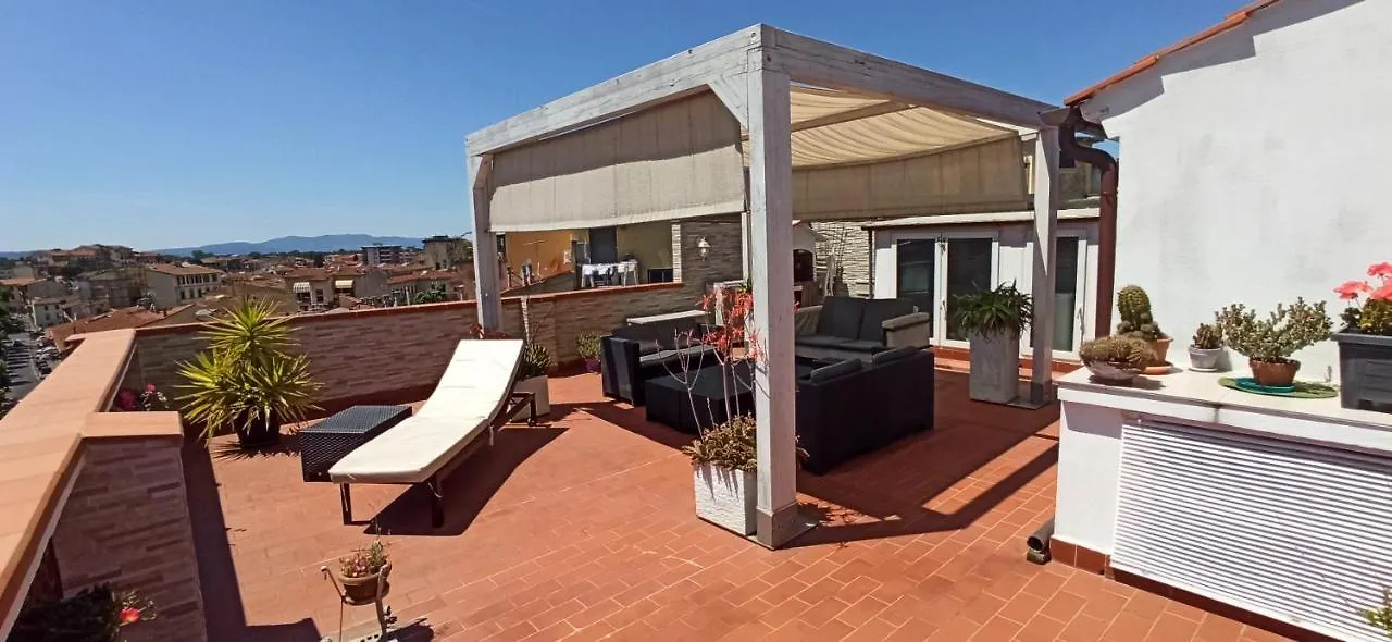Panoramic Luxury Little Penthouse Apartment Florence