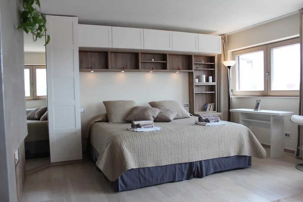 Panoramic Luxury Little Penthouse Apartment Florence